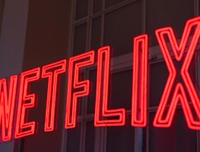 突发新闻:投资Netflix公司——分析师预测股市走势